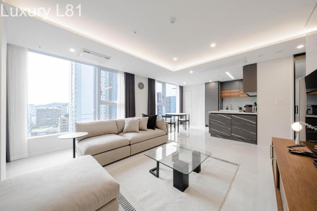 Angia Luxury Apartment Inside Landmark 81 Tower הו צ'י מין סיטי מראה חיצוני תמונה